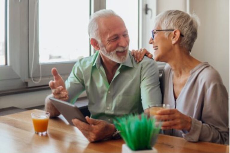 5 Ways iPads Help Seniors Stay Independent